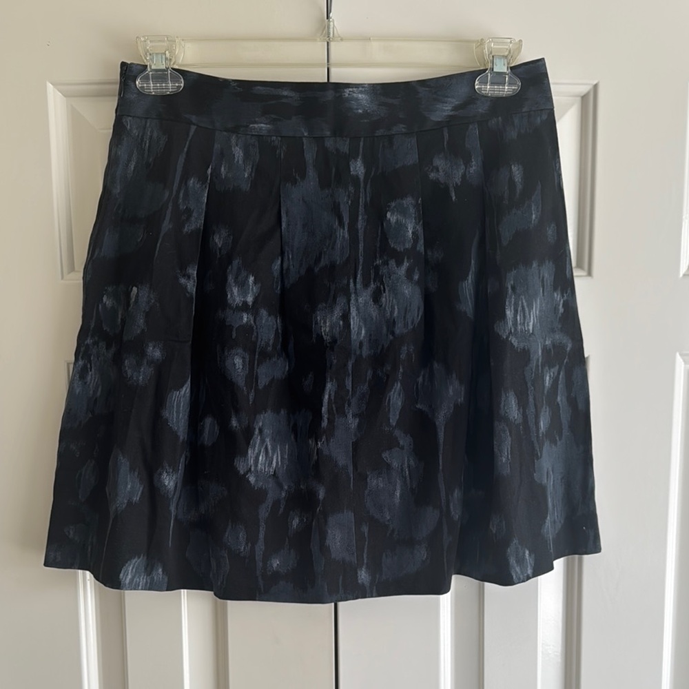 Theory Pleated Floral Skirt, size 8